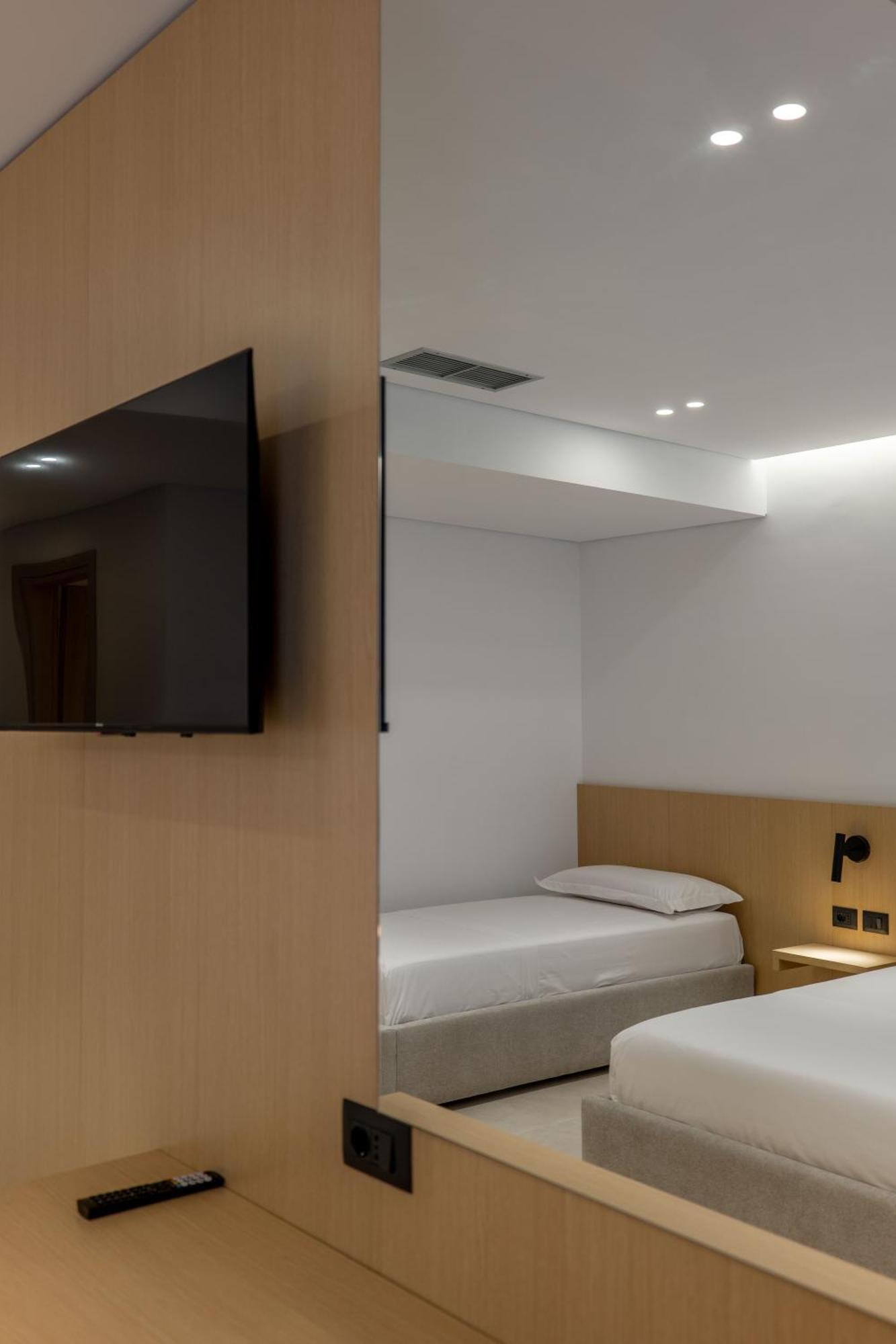 Austin Boutique Hotel Саранда Екстер'єр фото