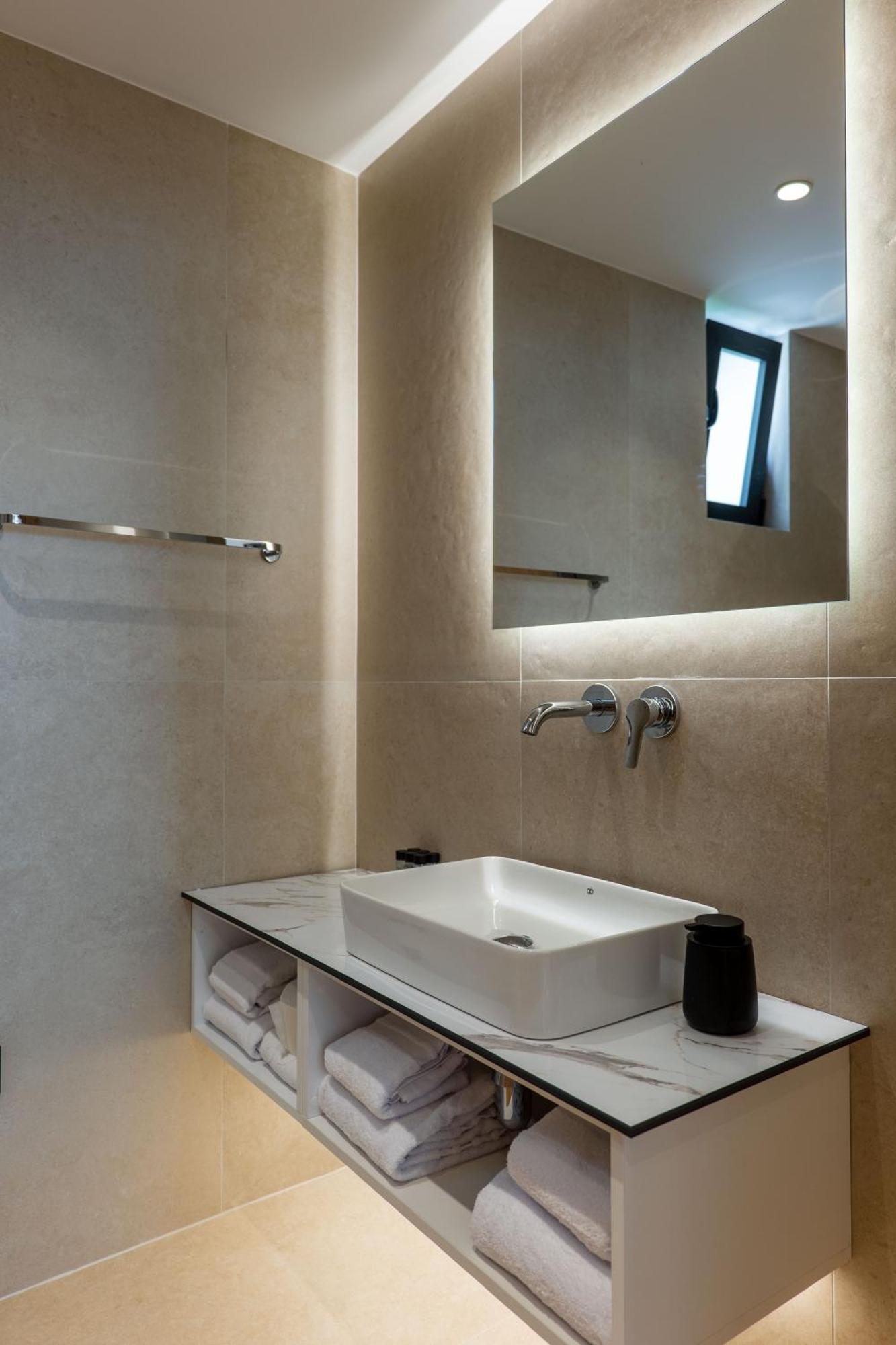 Austin Boutique Hotel Саранда Екстер'єр фото