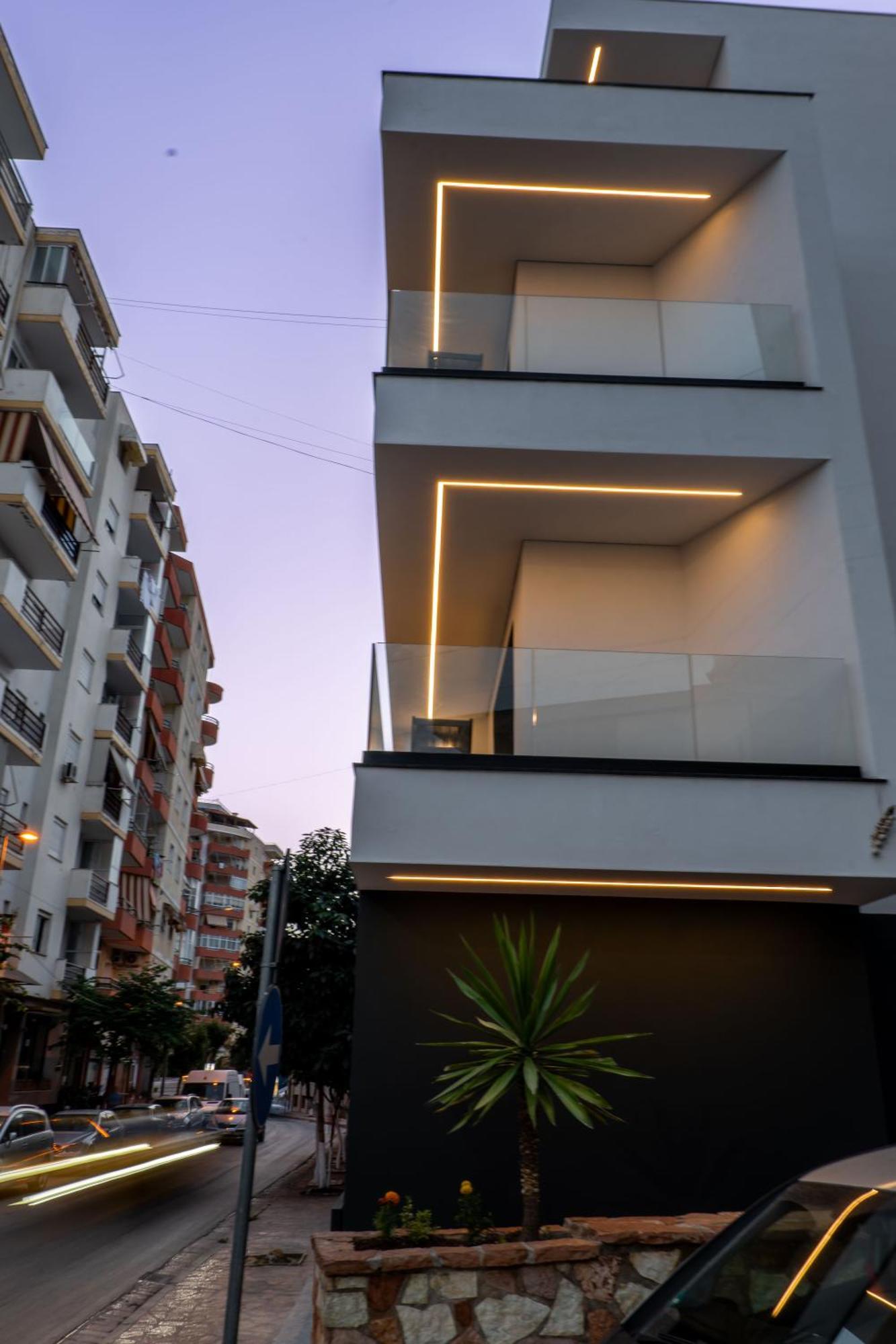 Austin Boutique Hotel Саранда Екстер'єр фото