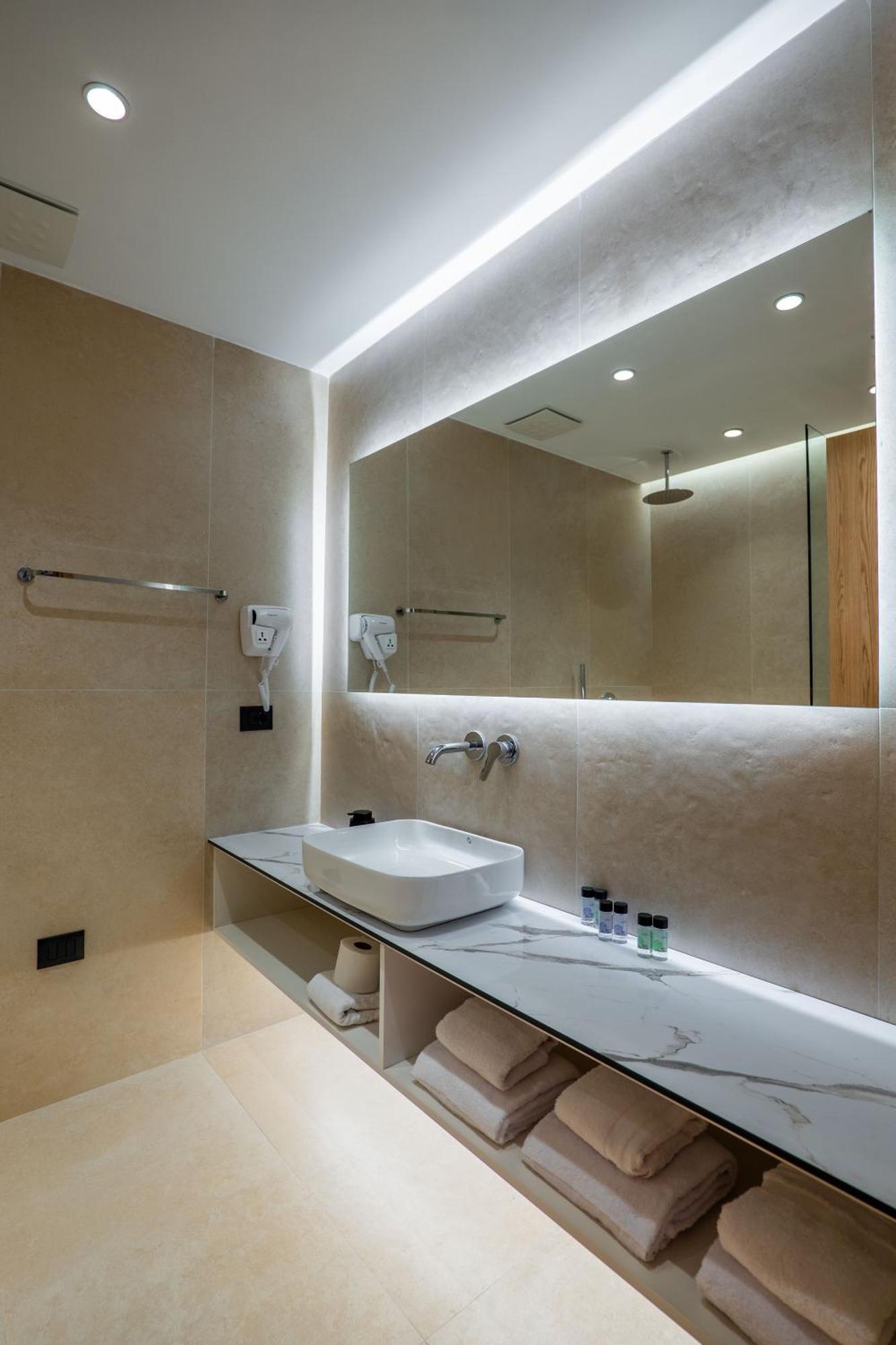 Austin Boutique Hotel Саранда Екстер'єр фото