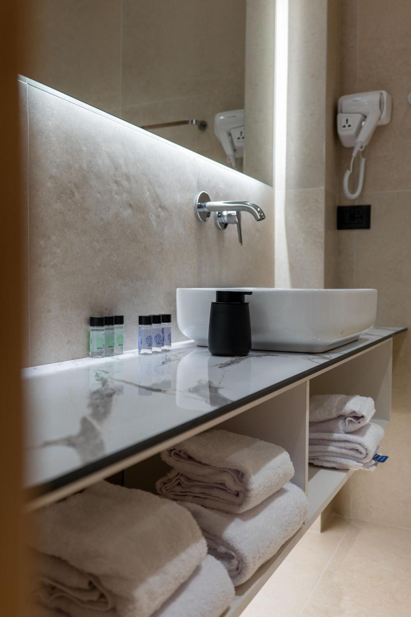 Austin Boutique Hotel Саранда Екстер'єр фото